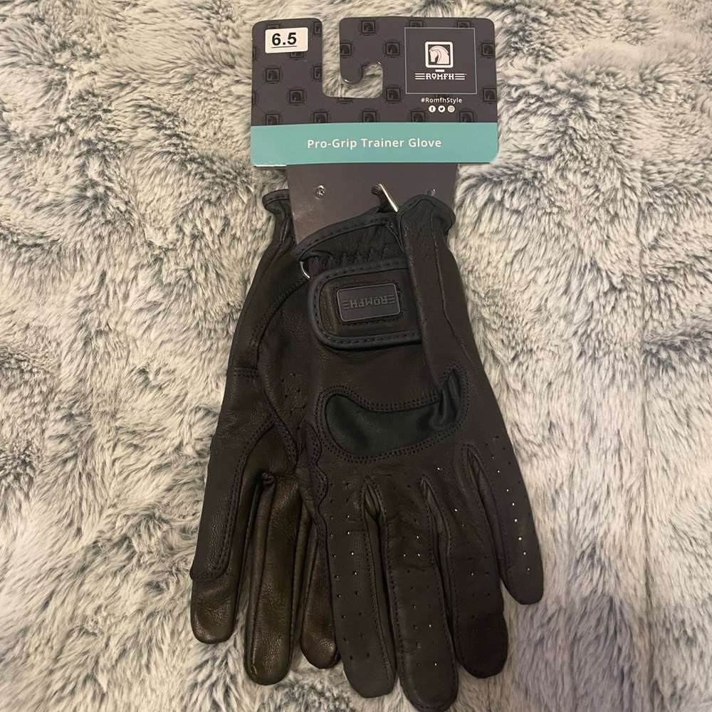 Romfh riding gloves